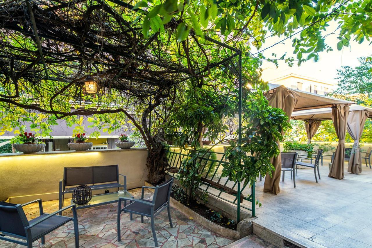 Garden House - Luxury Guest House - Overnight Stay Only Rom Exteriör bild